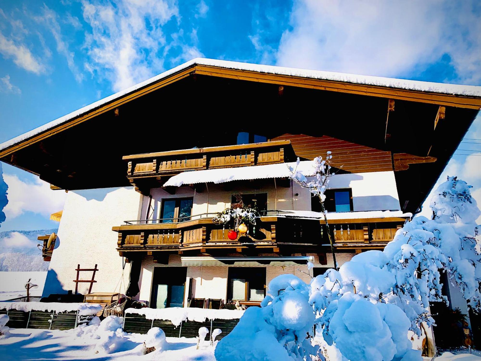 Bergblick Apartamento Saalfelden Exterior foto