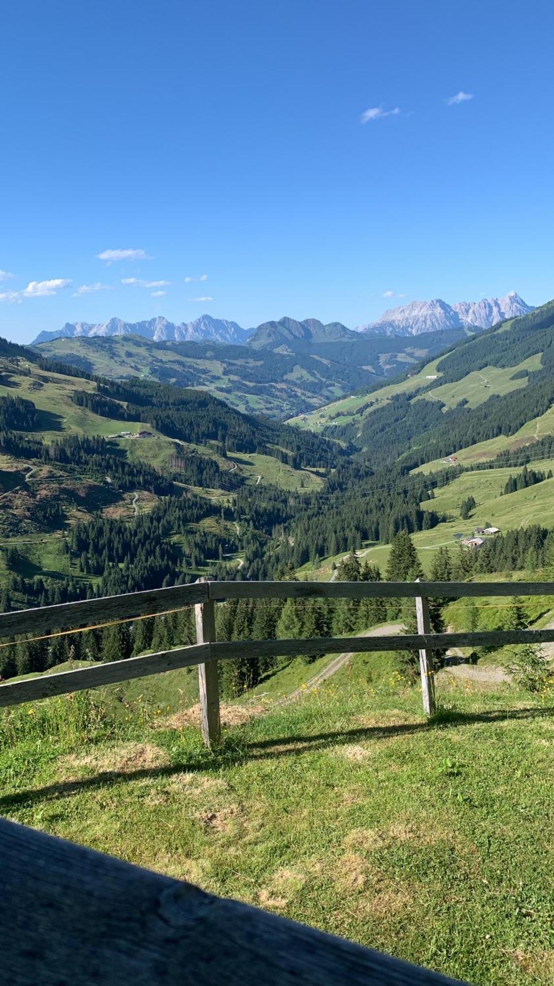 Bergblick Apartamento Saalfelden Exterior foto